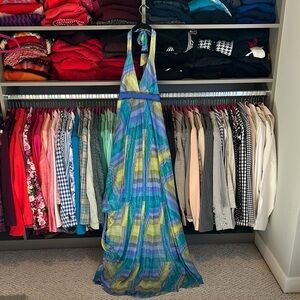 BCBGMaxazria blue/yellow print halter neck back zipper closure maxi dress size 6